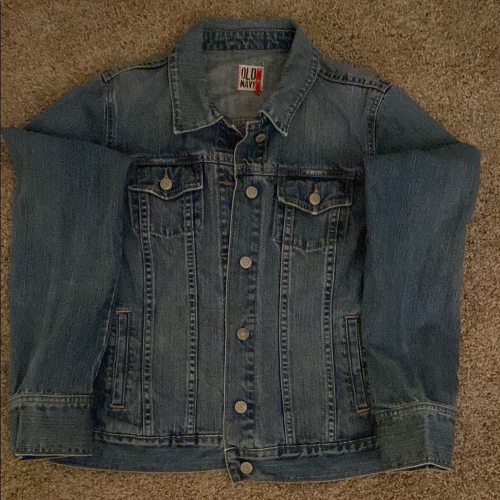 Old Navy Classic Blue Jean Jacket!